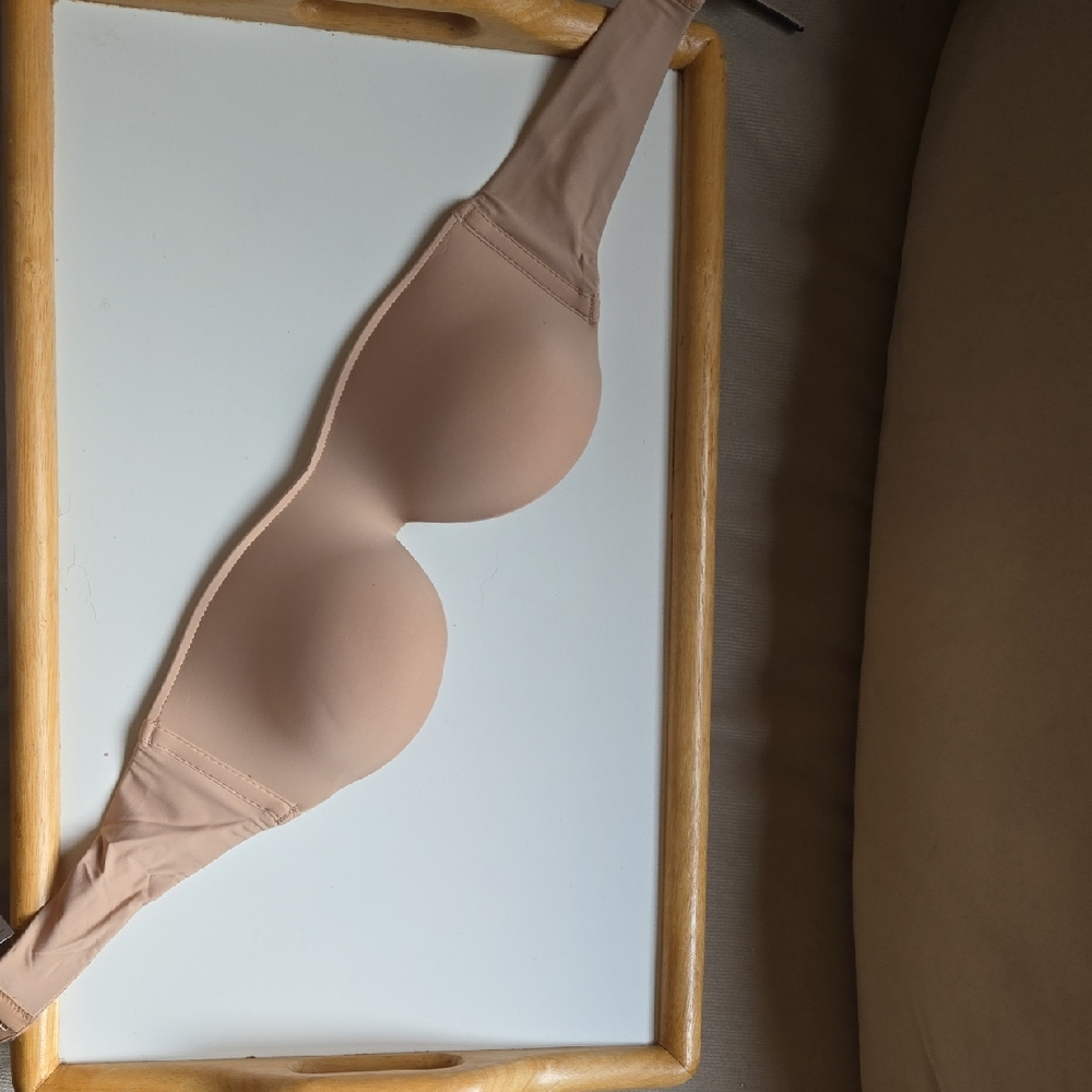 Intimissimi Nude Bra Strapless 34C Comes With Straps